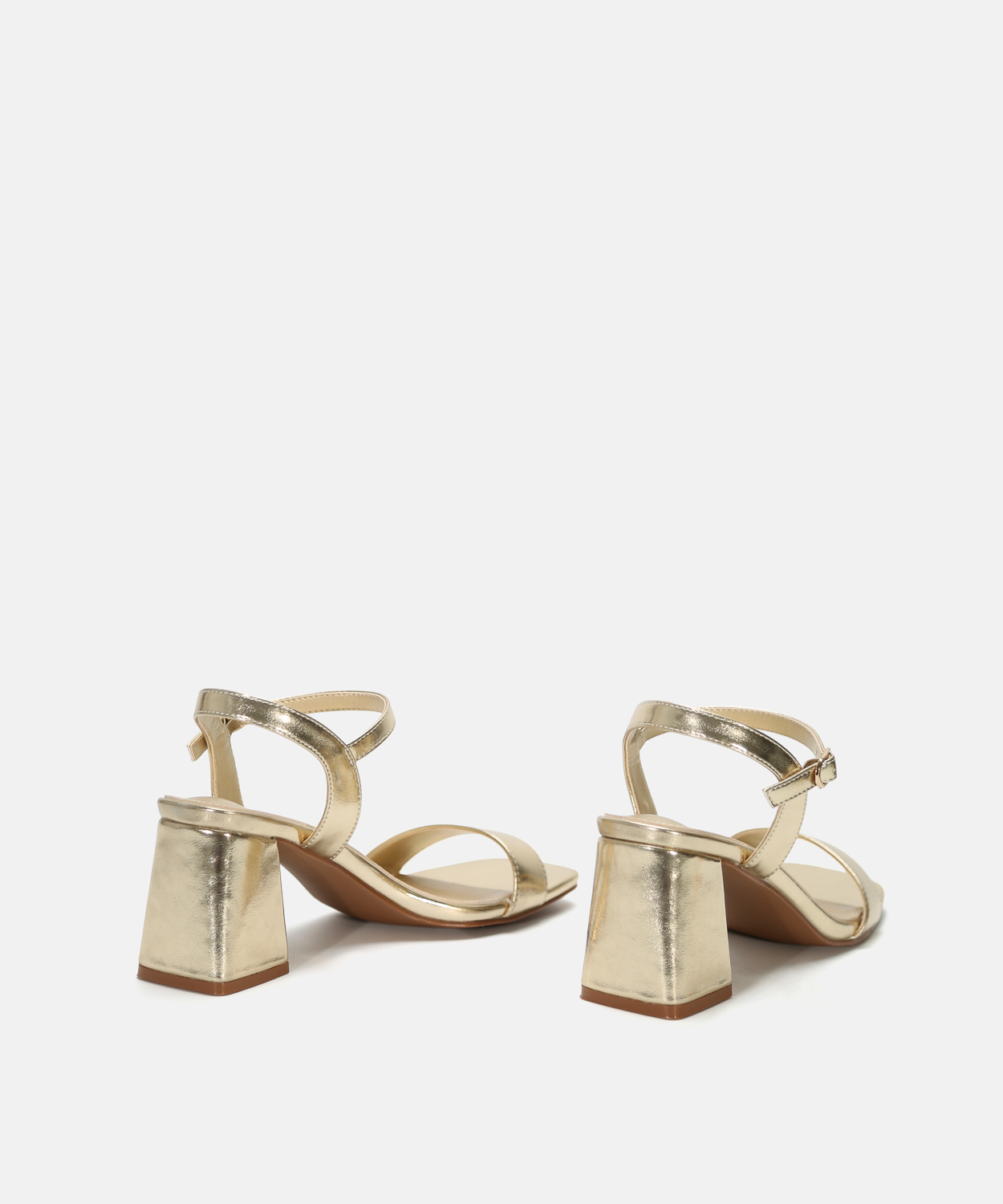 Sand&aacute;lia salto tira larga image number null